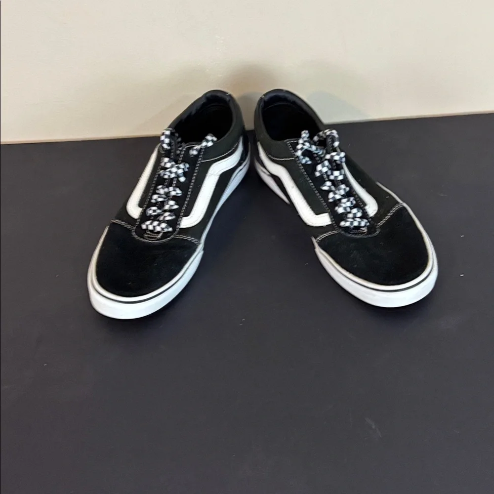 Vans Old Skool Canvas and Suede Sneaker Size M 8 Checkerboard Laces